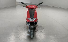 PIAGGIO RUNNER VXR200 ZAPM2400