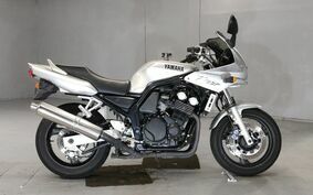 YAMAHA FZS600 FAZER 2001 RJ02