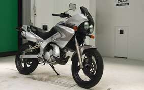 YAMAHA TDR125