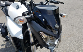 YAMAHA FZ25 RG42