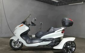 YAMAHA MAJESTY 250 TRIKE C SG03J