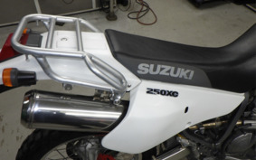 SUZUKI DJEBEL 250 XC SJ45A