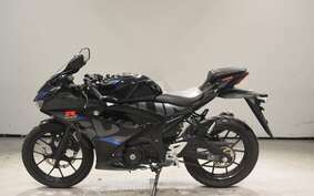 SUZUKI GSX-R125 DL33B