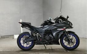 YAMAHA YZF-R25 RG10J