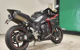 YAMAHA YZF-R1 2013