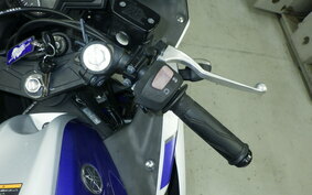 YAMAHA YZF-R25 RG10J