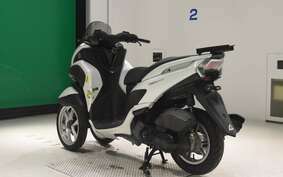 YAMAHA TRICITY 125 SE82J