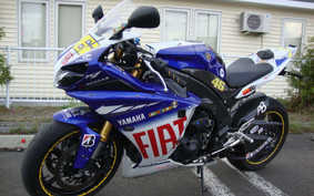 YAMAHA YZF-R1 2010 RN23