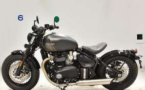 TRIUMPH BONNEVILLE BOBBER 2022 AD84HW