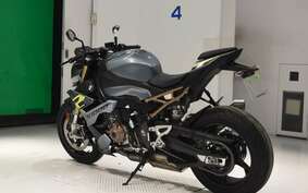 BMW S1000R 2023 0E51