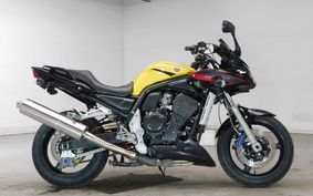 YAMAHA FZS1000 FAZER 2003 RN06