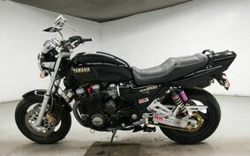 YAMAHA XJR1200 1995 4KG