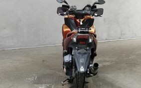 YAMAHA TRICITY 125 SE82J