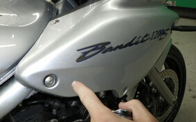 SUZUKI BANDIT 1200 S 2005 GV77A