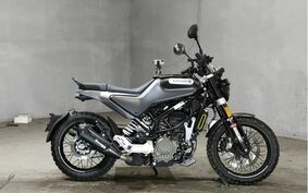 HUSQVARNA  スヴァルトピレン125 JUA4