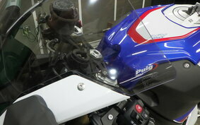 BMW S1000RR M PACKAGE 2021 0E21