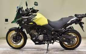 SUZUKI DL650 ( V-Strom 650 ) C733A