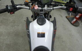 YAMAHA SEROW 250 Gen.2 DG17J