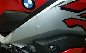 BMW S1000XR 2020