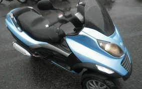 PIAGGIO MP3 250 RL M472