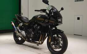 HONDA CB400 SUPER BOLDOR VTEC 2012 NC42