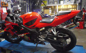 HONDA CBR600F4 I 2002 PC35