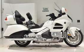 HONDA GL 1800 GOLD WING 2013 SC68