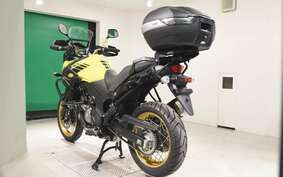 SUZUKI DL650 ( V-Strom 650 ) 2021 C733A