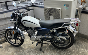 YAMAHA YB125SP PCJL