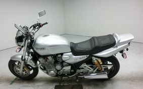 YAMAHA XJR1300 1998 RP01J