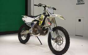 HUSQVARNA TC250