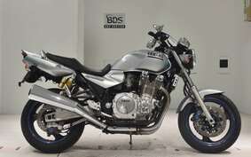 YAMAHA XJR1300 2000 RP03J