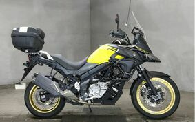 SUZUKI DL650 ( V-Strom 650 ) XT 2018 C733A