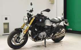 BMW R NINE T 2018 0J01