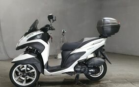 YAMAHA TRICITY 125 SE82J