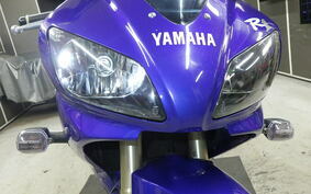 YAMAHA YZF-R1 1998 RN01