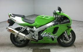 KAWASAKI NINJA ZX-7R 1998 ZX750P