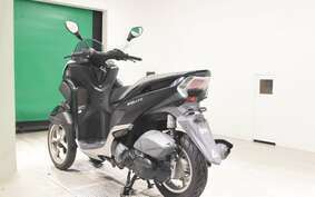 YAMAHA TRICITY 125 SE82J