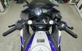 YAMAHA YZF-R25 RG10J