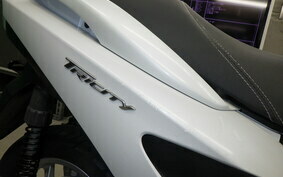 YAMAHA TRICITY 125 SE82J