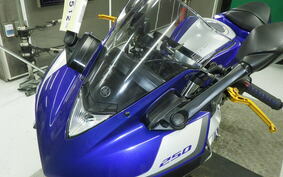 YAMAHA YZF-R25 RG10J