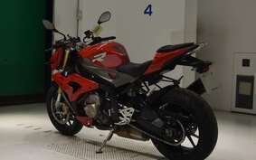 BMW S1000R 2015