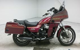 HONDA GL 700 WING INTERSTATE 1985 RC10