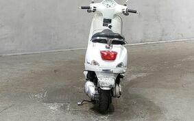 VESPA LX150ie M688F