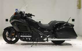 HONDA GL 1800 GOLD WING F6B 2013 SC68