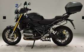 BMW R1200R 2015