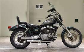 YAMAHA VIRAGO 250 3DM