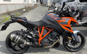 KTM 1290 SUPER DUKE GT 2024 V6940