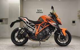 KTM 1290 SUPER DUKE R 2015 V3940