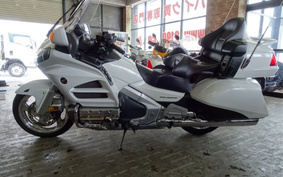 HONDA GL 1800 GOLD WING 2013 SC68